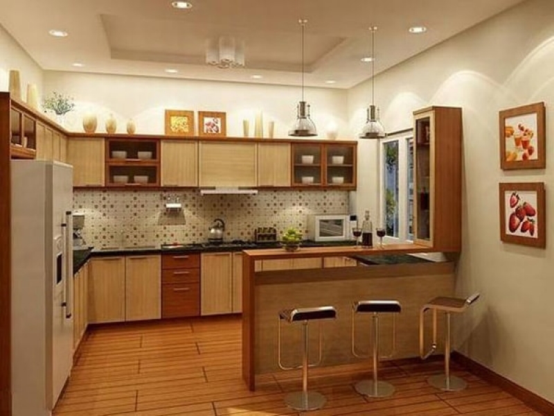 Phòng bếp sang trọng với nội thất gỗ