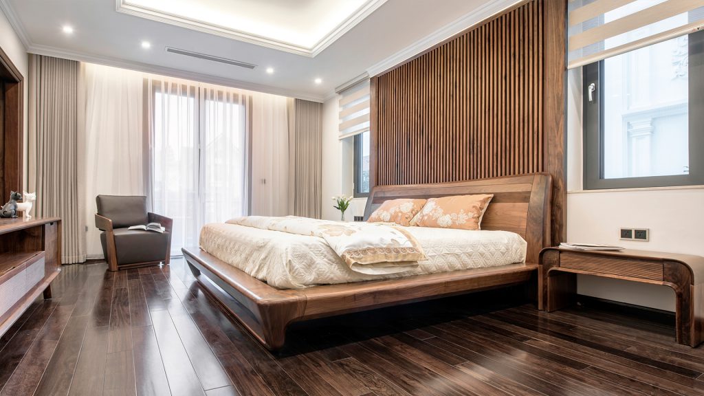 Phòng ngủ đẹp, dễ chịu với gỗ