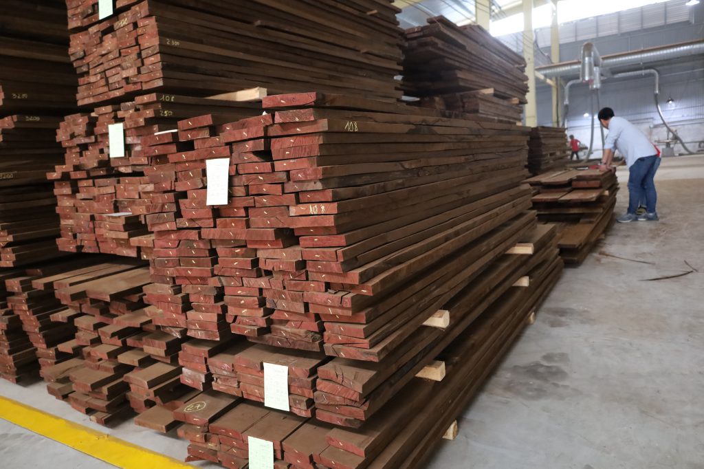 Nhà xưởng sản xuất gỗ biến tính của D&A